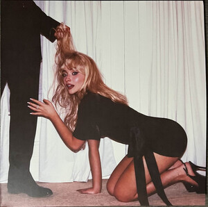 Carpenter, Sabrina - Mans Best Friend